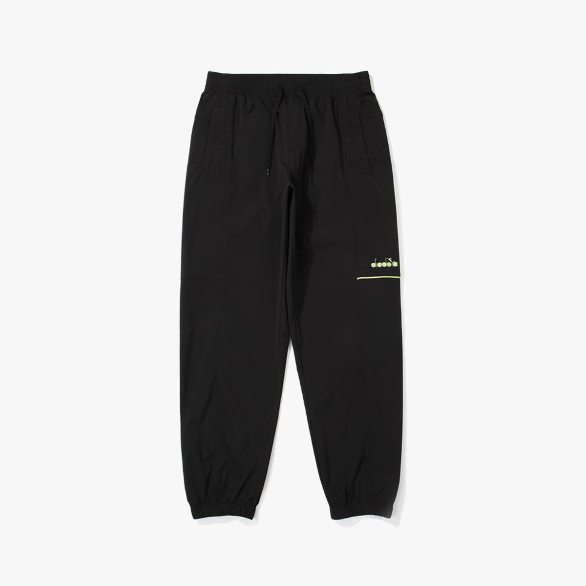 디아도라(diadora) 컴피 조거 우븐 팬츠 BLACK