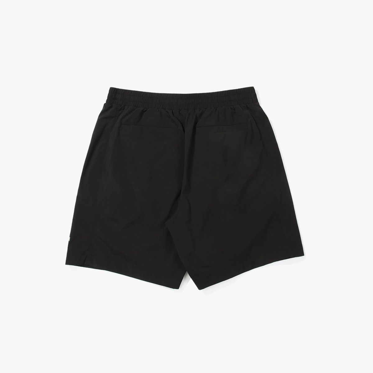 디아도라(diadora) 컴피 우븐 하프팬츠 BLACK