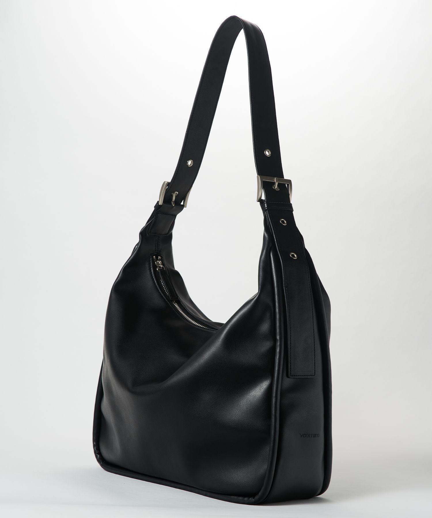【YEOMIM】★人気★韓国★belted ridge bag★black MUSINSA公式 | YEOMIM belted ridge bag - black