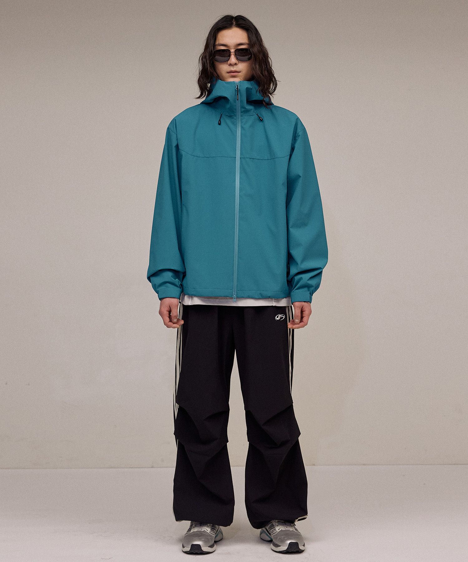 トラックパンツ・ジャージ FILLUMINATE Nylon Two-Tuck Taped Pants_4colors ナイロン ツータック テーピング パンツ-ブラック - filluminate