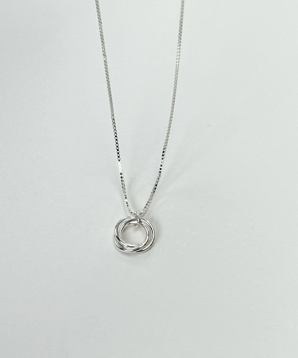 바라두(BARADU) [BARADU 925] Modern twist round necklace