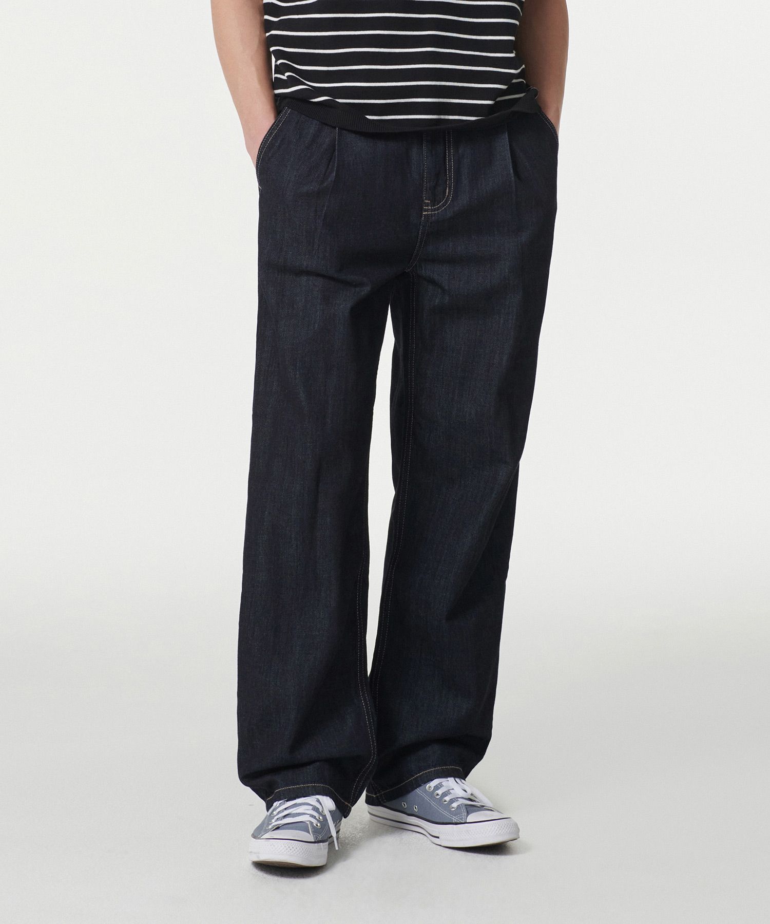 ★MUSINSA STANDARD★ Lightweight One Tuck Regular Fit Denim MUSINSA | MUSINSA STANDARD Lightweight One Tuck Regular Fit