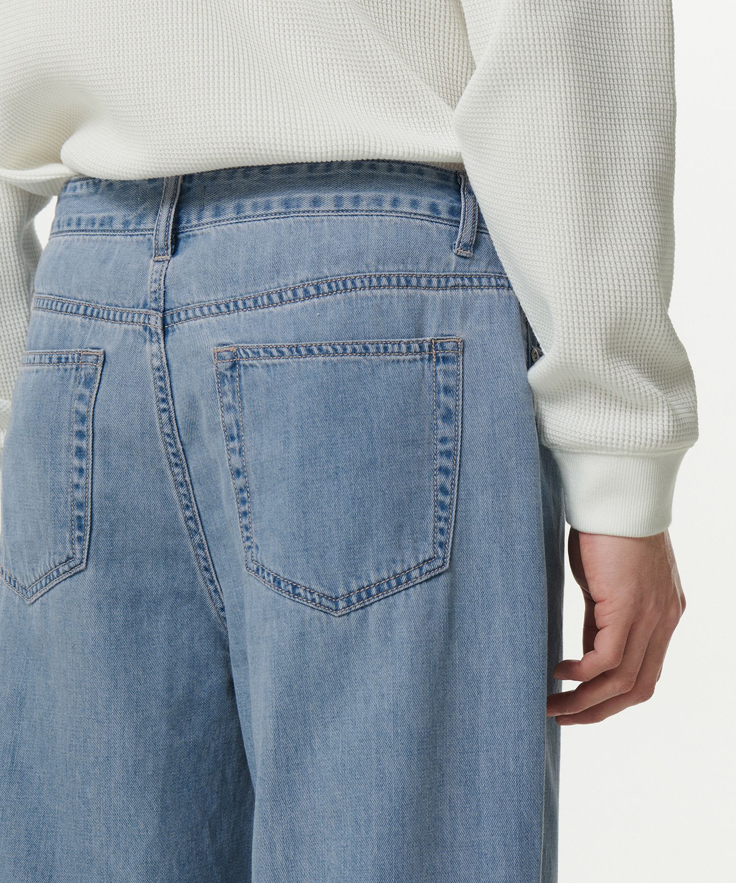 MUSINSA | MUSINSA STANDARD Lightweight wide denim pants