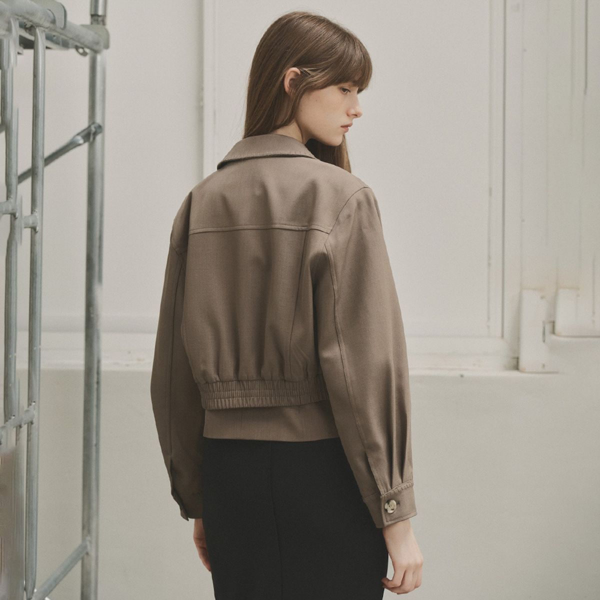 에이앤레이(AEIREI) AR_Casual texture lapel short jacket