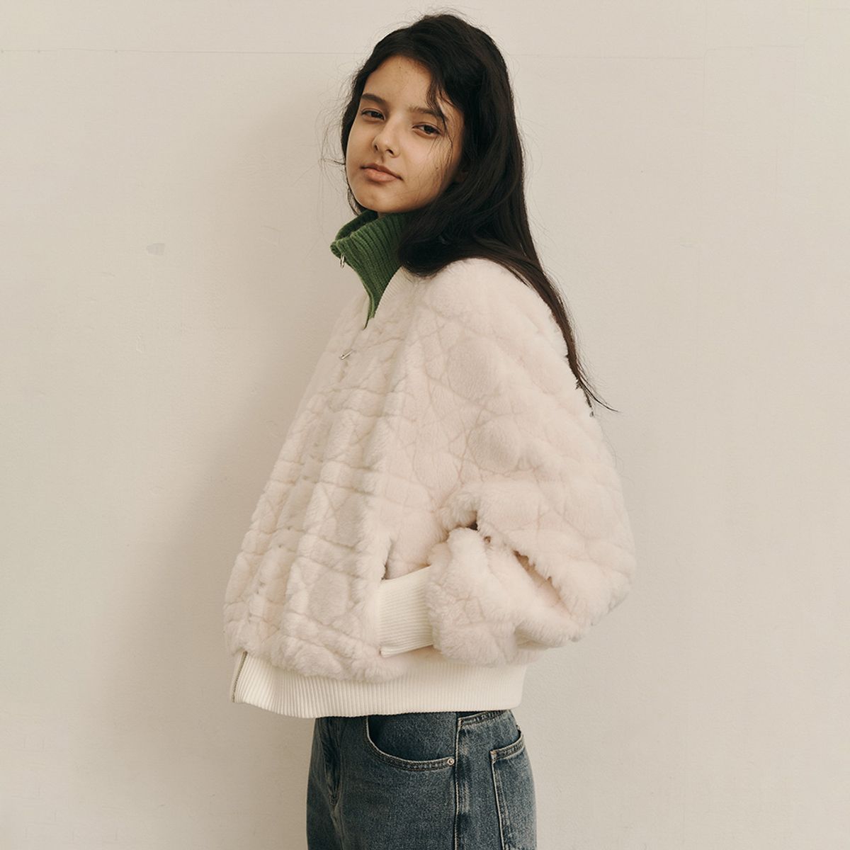 에이앤레이(AEIREI) AR_Grain velvet fur jacket