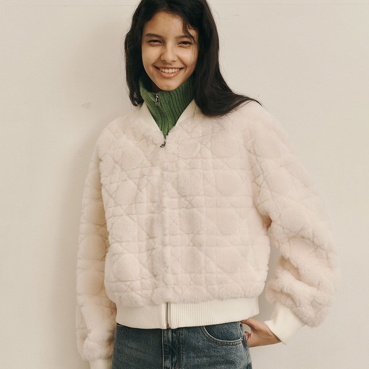 에이앤레이(AEIREI) AR_Grain velvet fur jacket