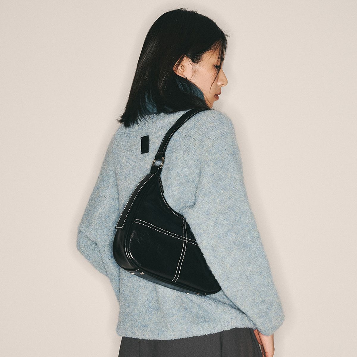 에이앤레이(AEIREI) AR_Classic soft leather casual bag