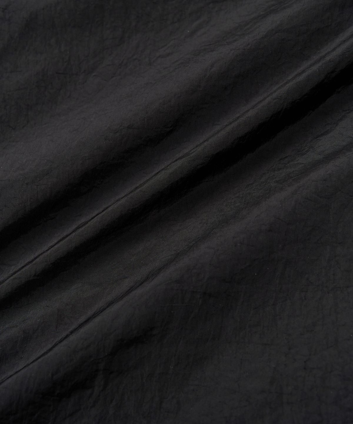 엑스컨테이너(EXCONTAINER) 핀턱 와이드 시어서커 팬츠 (BLACK)