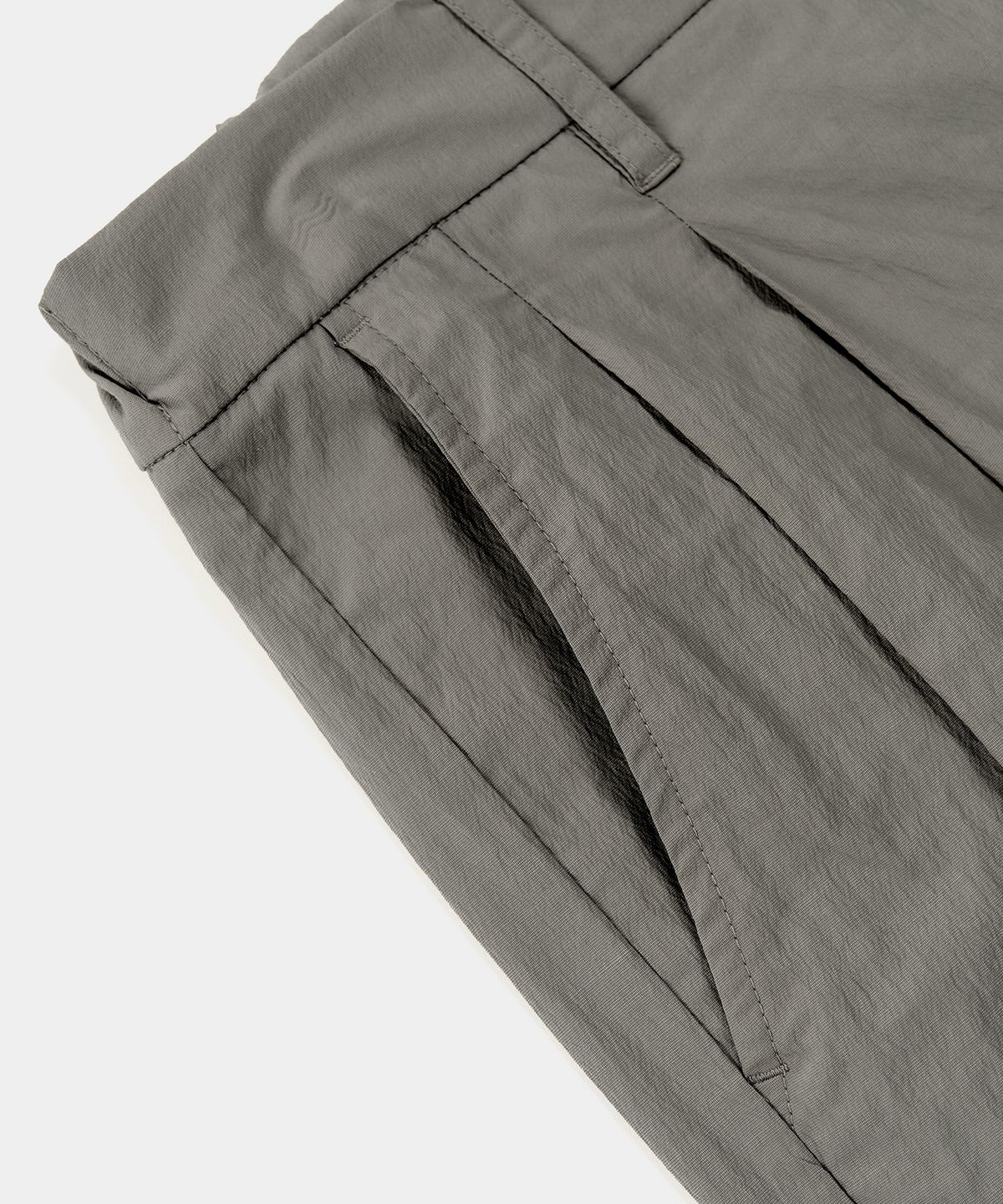 엑스컨테이너(EXCONTAINER) 핀턱 와이드 시어서커 팬츠 (CHARCOAL)