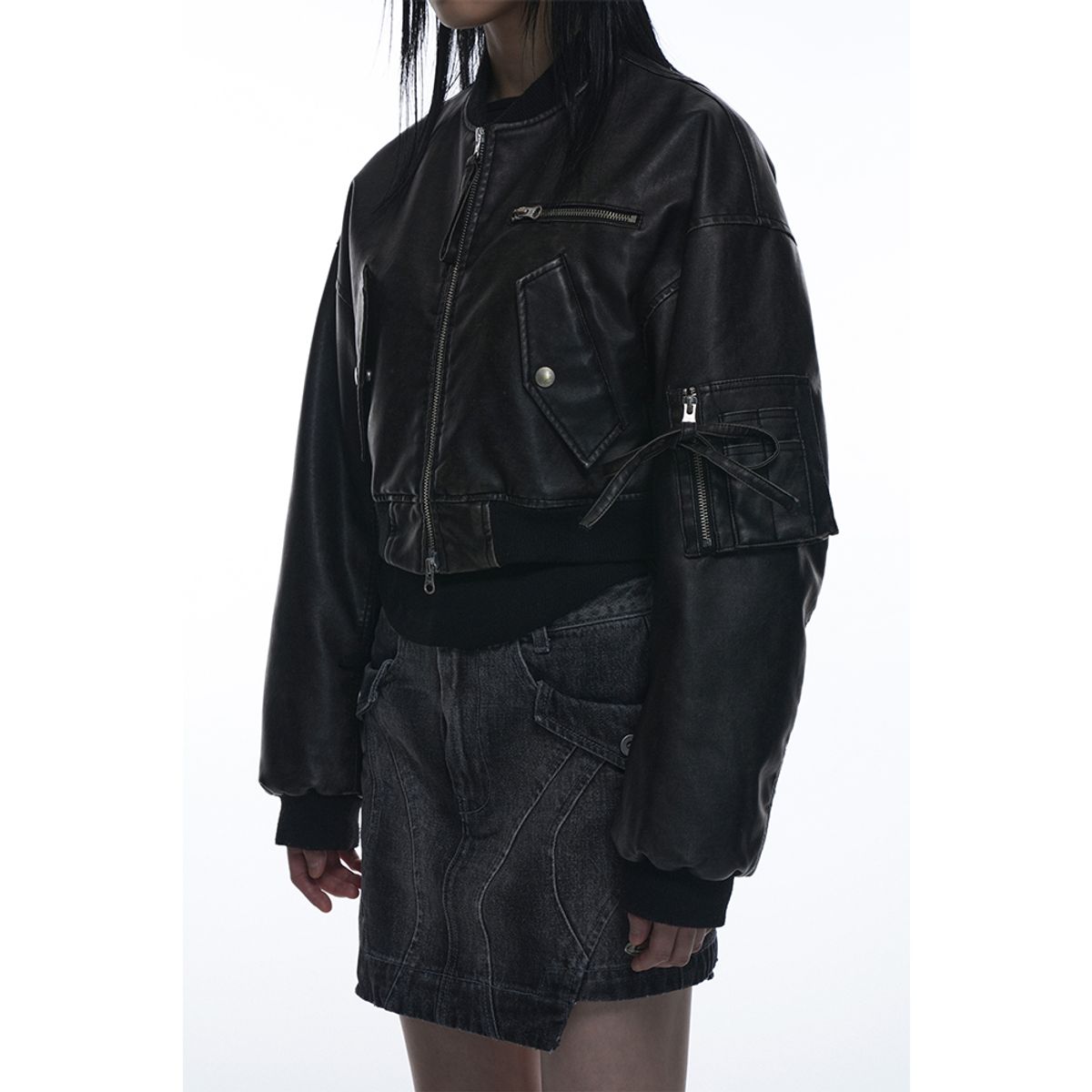 그레일즈(GRAILZ) CROP LEATHER BOMBER JACKET [BLACK]