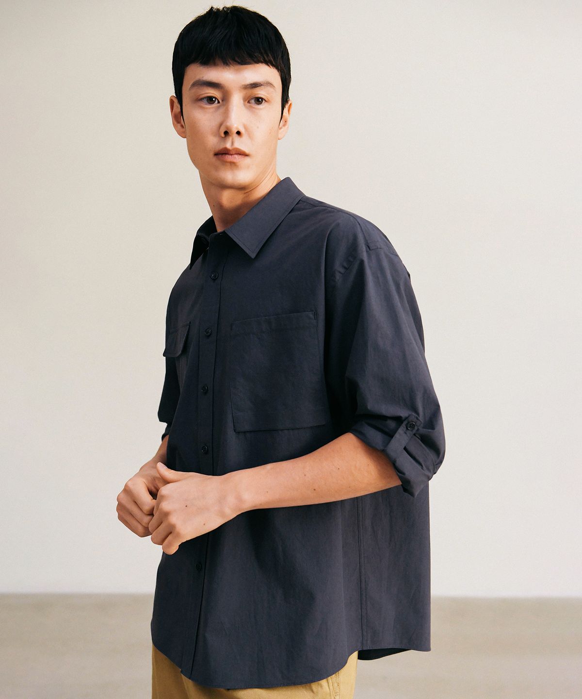 예일(YALE) 60S TYPEWRITER DOUBLE POCKET SCROLL SLEEVE SHIRT BROWN