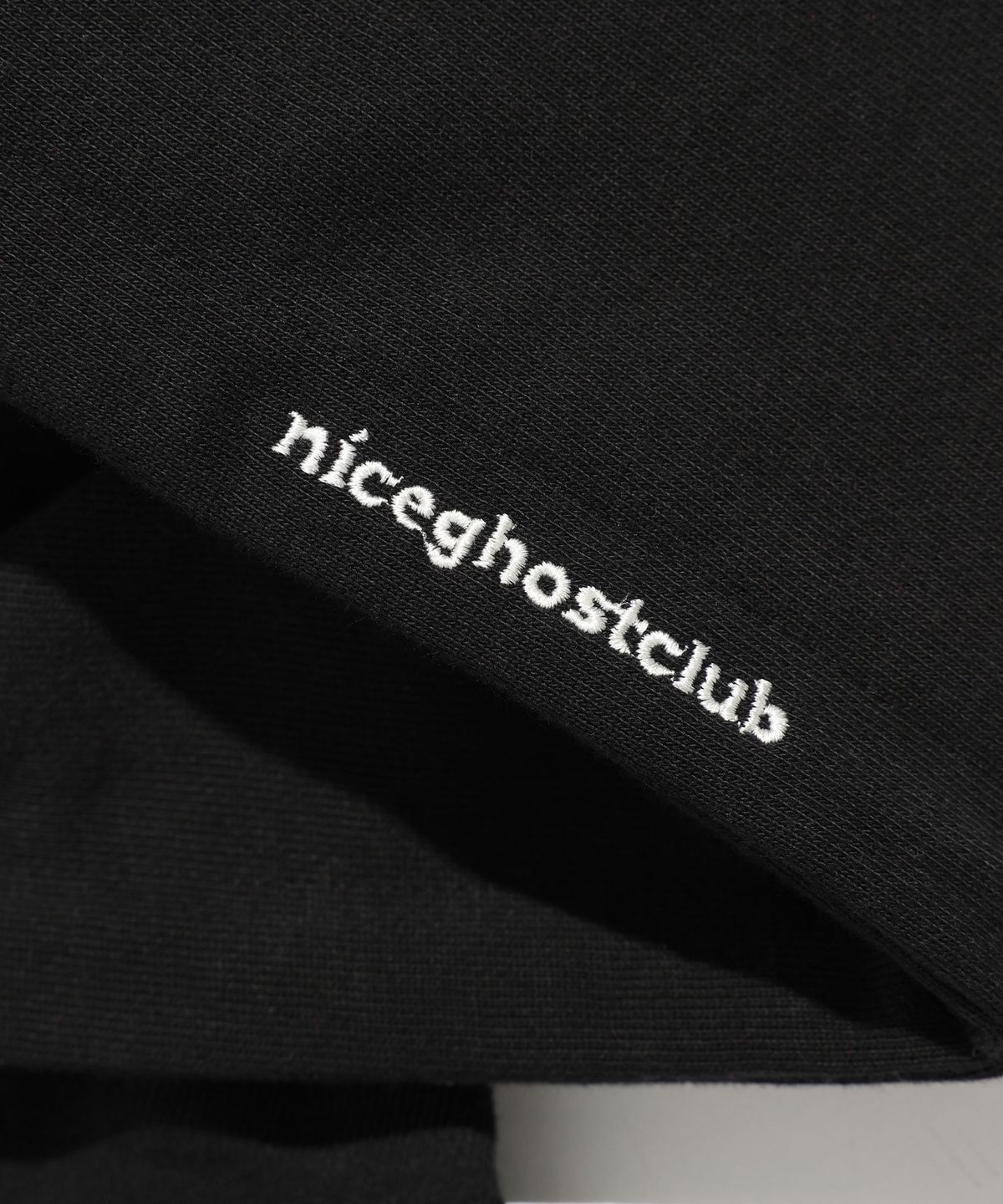 나이스고스트클럽(NICEGHOSTCLUB) CAKE HOODIE_BLACK(NG2ESUM412A)