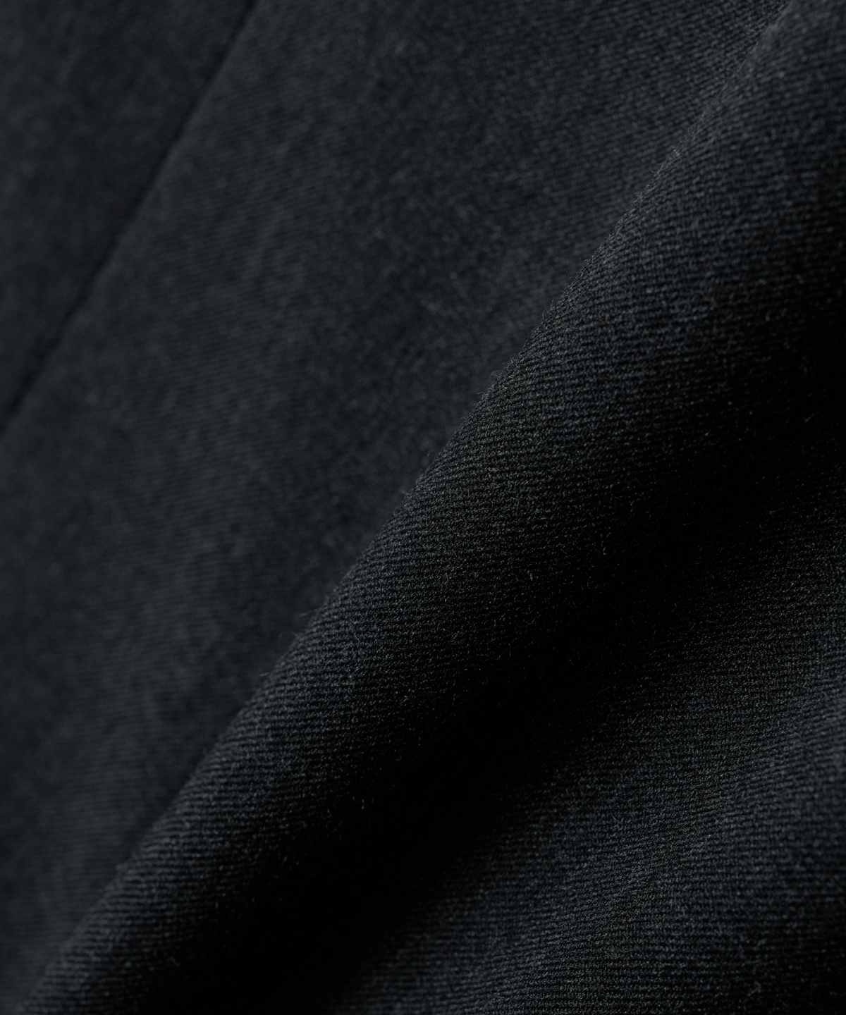 넌블랭크(NONBLANK) [현킴] 세미 와이드 핏 슬랙스_CHARCOAL GREY