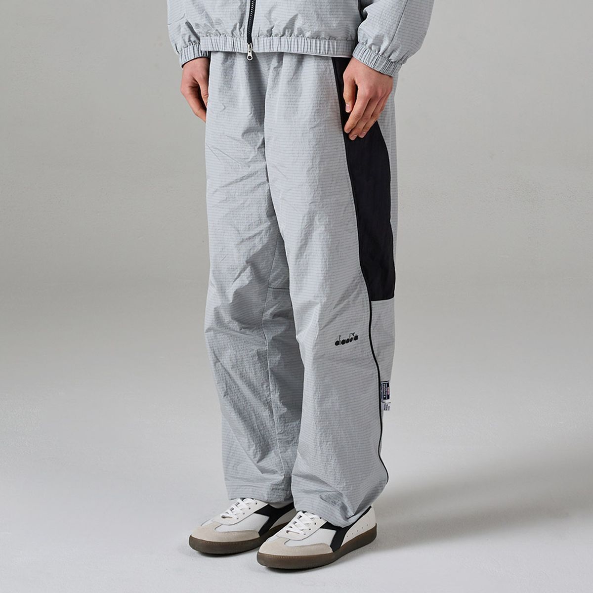 디아도라(diadora) 레지스타 우븐 팬츠 GREY