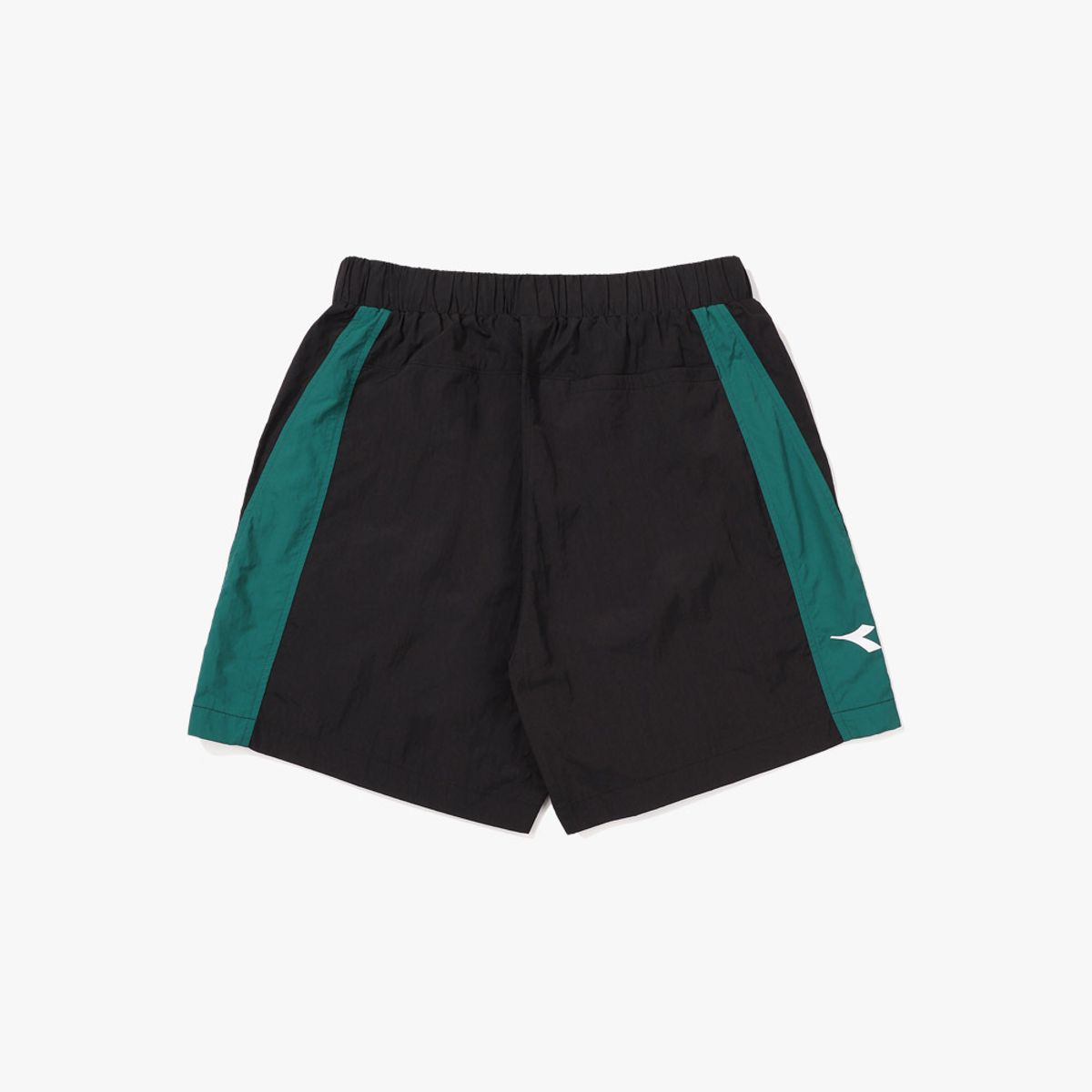 디아도라(diadora) 레지스타 우븐 쇼츠 BLACK
