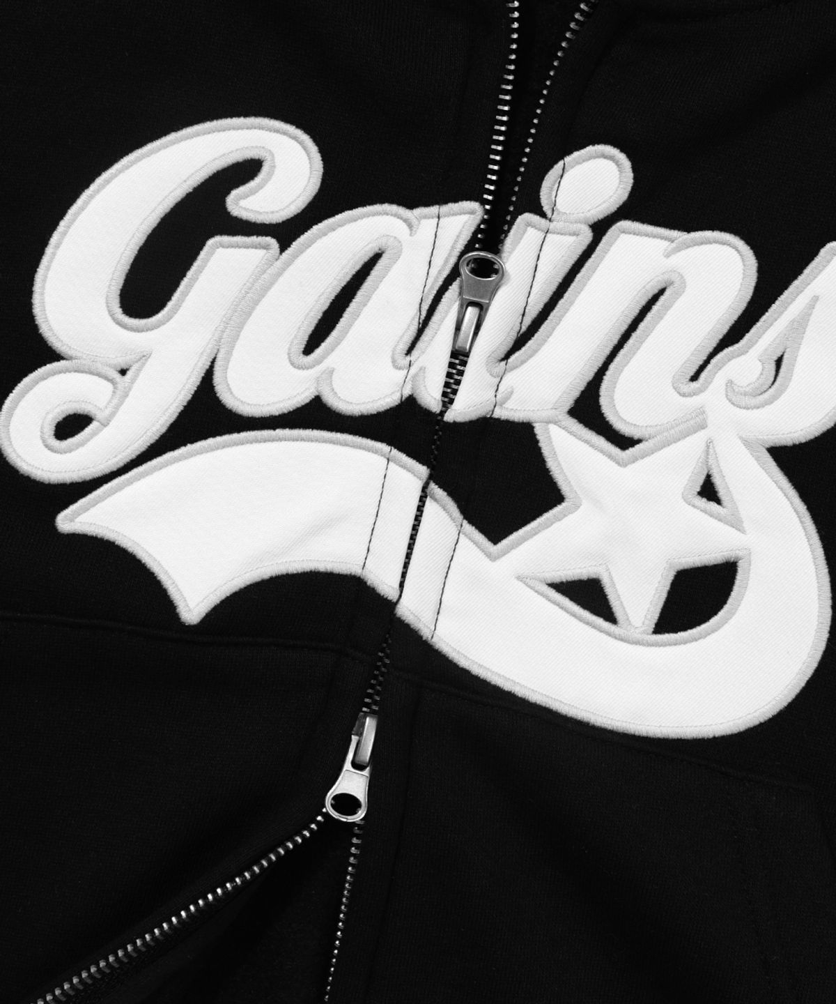 게인스보로(GAINSBORO) 아플리케 스타로고 후드집업_블랙