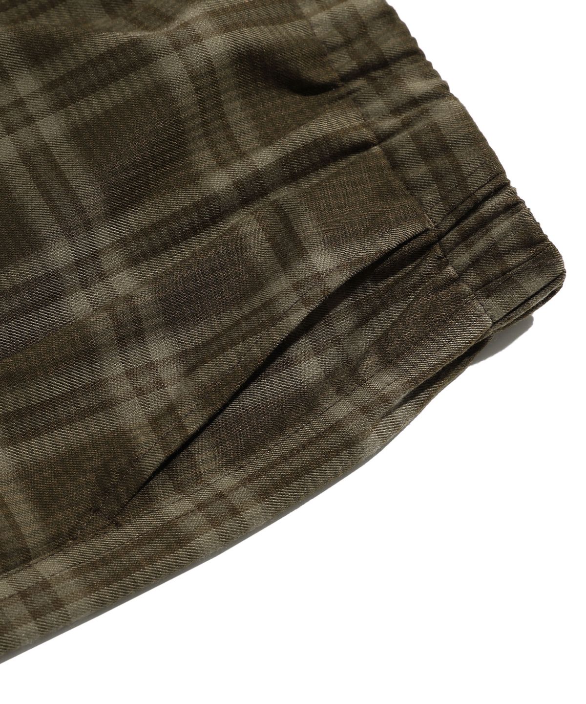 나이스고스트클럽(NICEGHOSTCLUB) CHECK PARACHUTE CARGO PANTS_BROWN(NG2ESUPA11A)