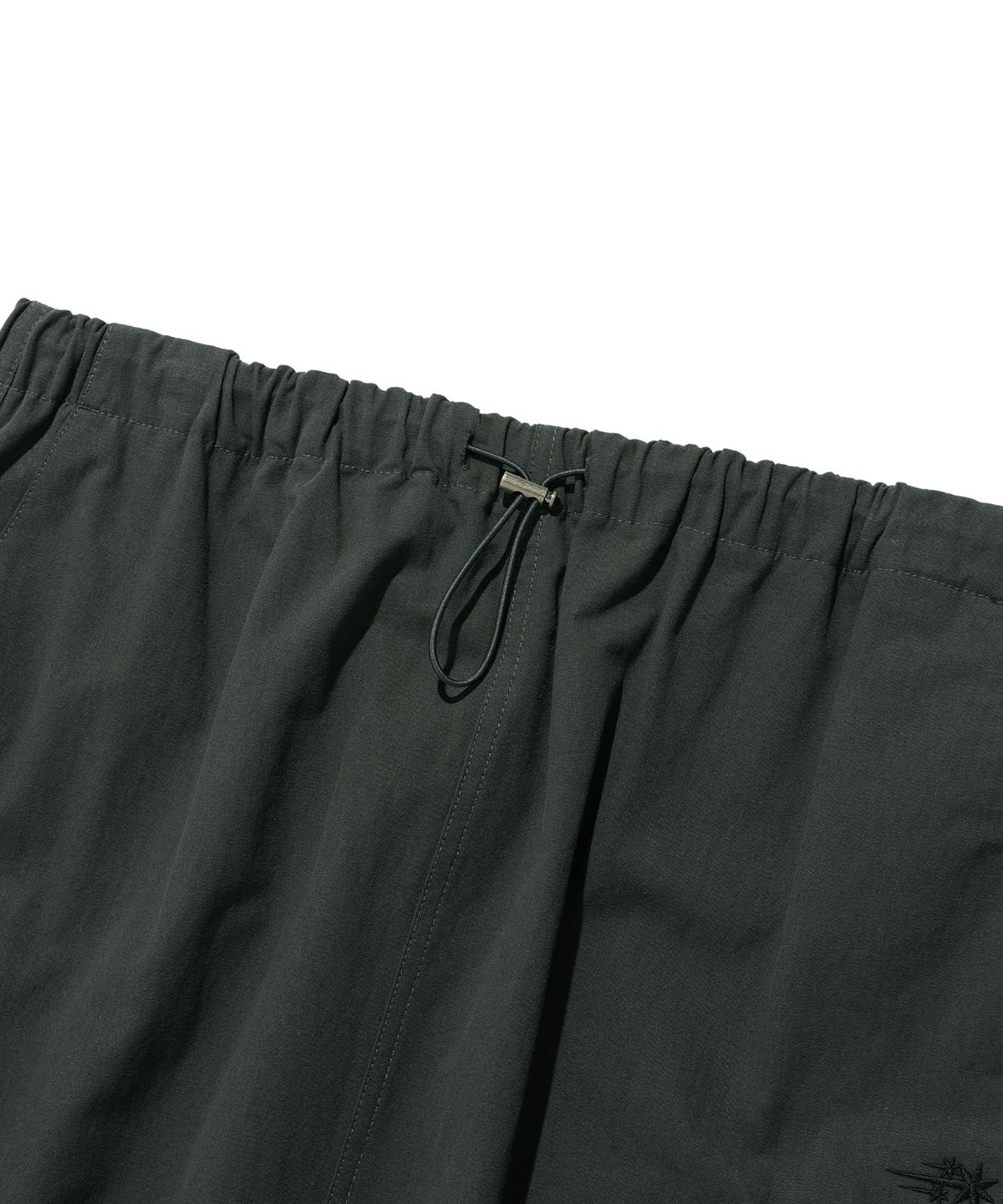 나이스고스트클럽(NICEGHOSTCLUB) PARACHUTE MIDI SKIRT_CHARCOAL(NG2ESUPA90A)