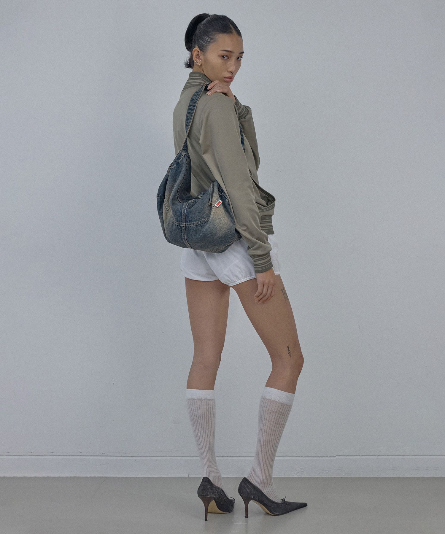 ☆SCULPTOR☆Washed Denim Duffle Bag 男女兼用 大人気 韓国発 Washed Denim Duffle Bag（ショルダーバッグ）｜SCULPTOR
