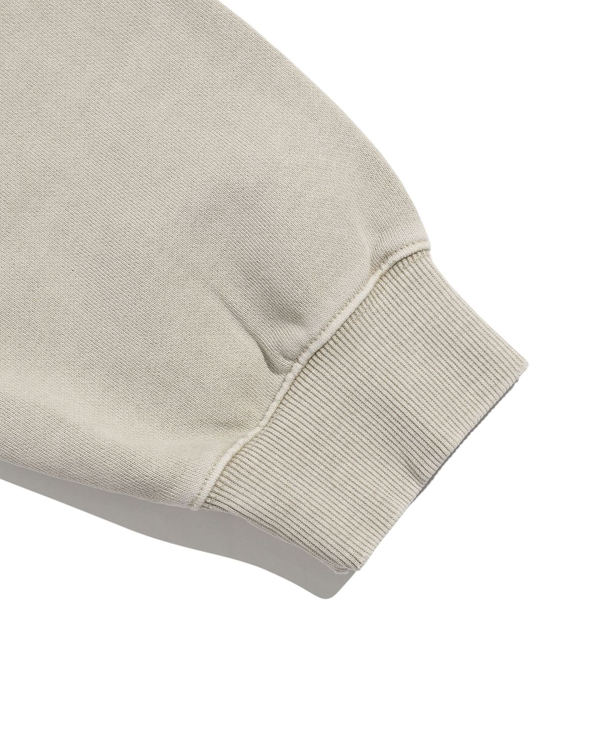 이스트쿤스트(ISTKUNST) BIG TEXT SWEATSHIRTS_LIGHT BEIGE(IK2ESMM442A)