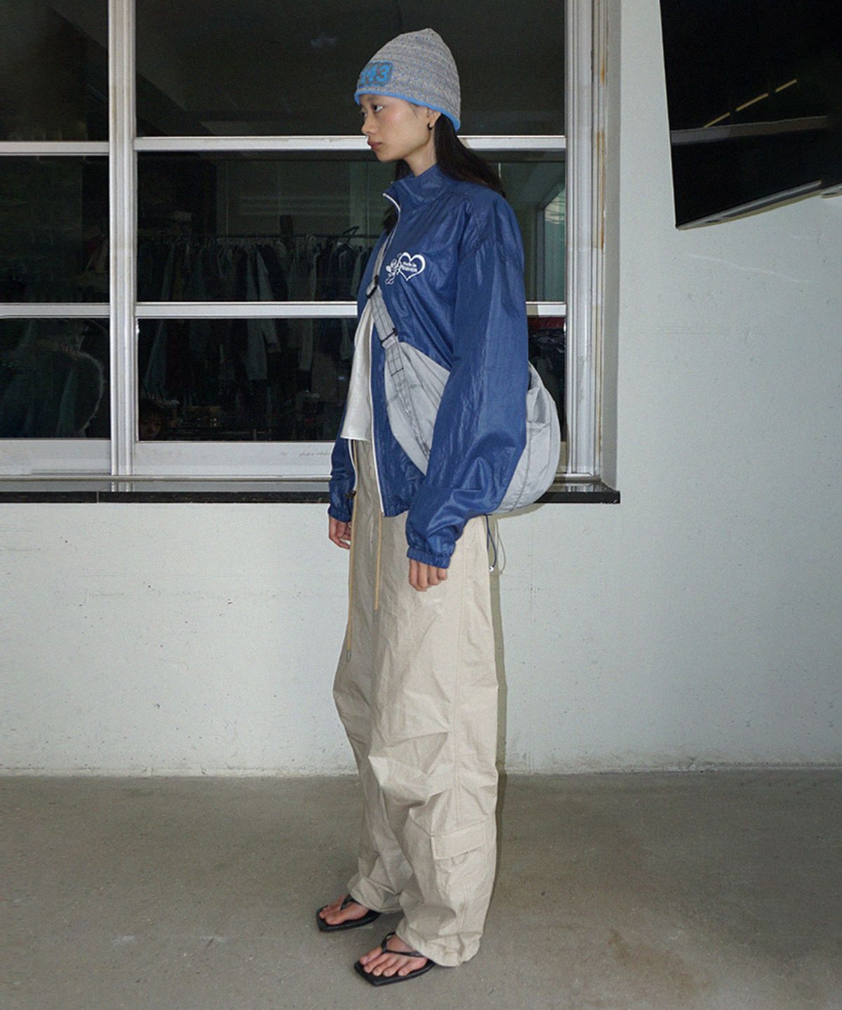 스컬프터(SCULPTOR) Glossy Nylon Jacket Navy