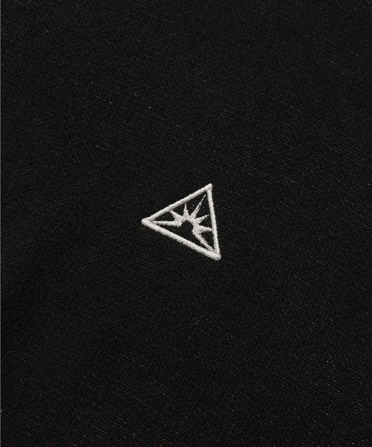 이스트쿤스트(ISTKUNST) SUNRISE LOGO KNIT_BLACK(IK2ESMK601A)