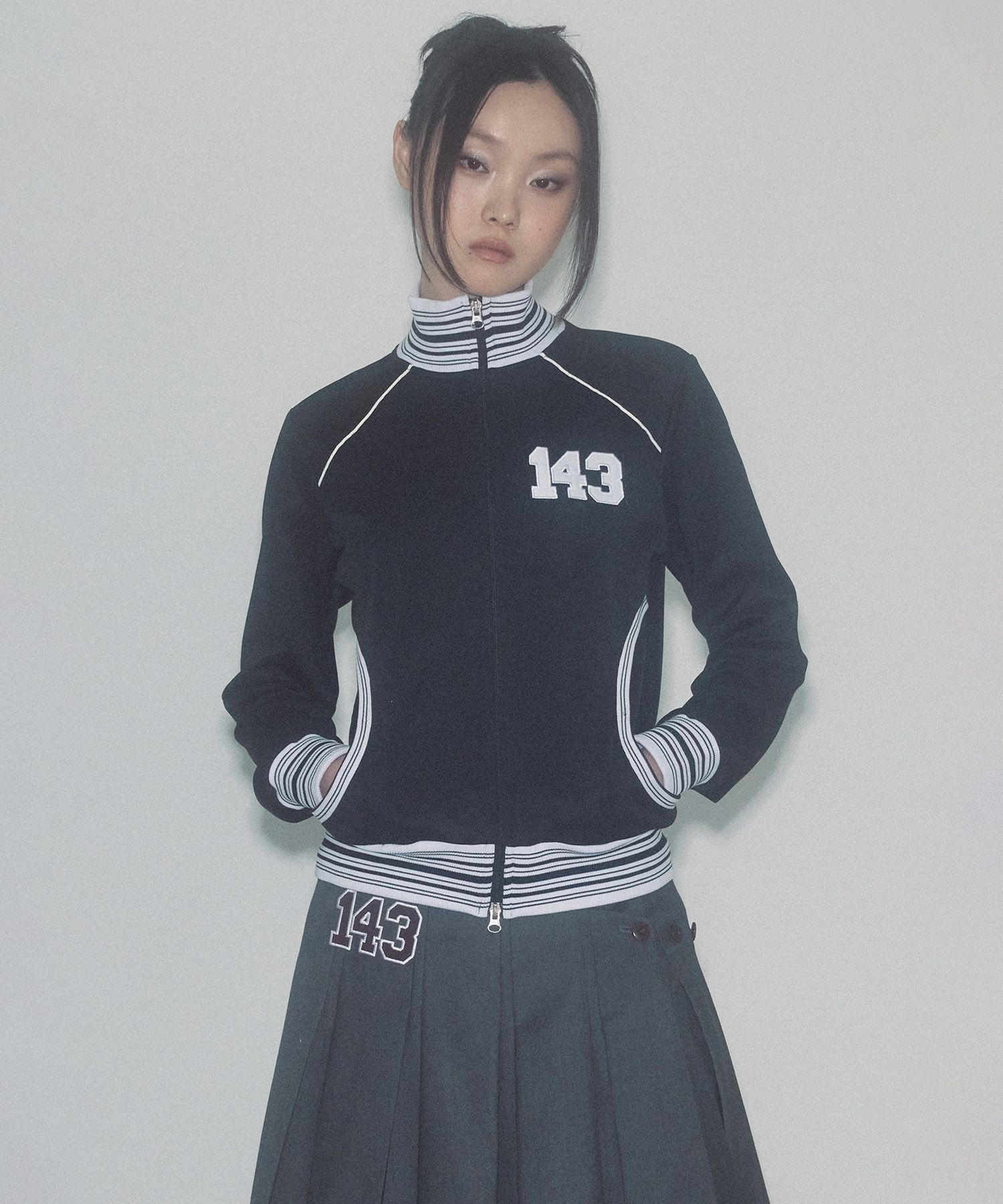MUSINSA | SCULPTOR Stripe Track Zip-Up Black