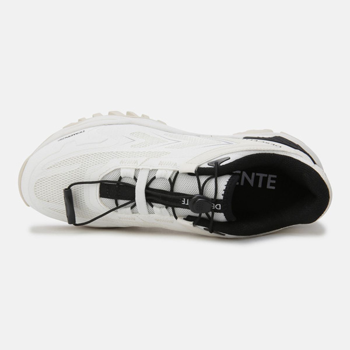 데상트(DESCENTE) 블랙콤 V2 화이트(SP123LCR16)