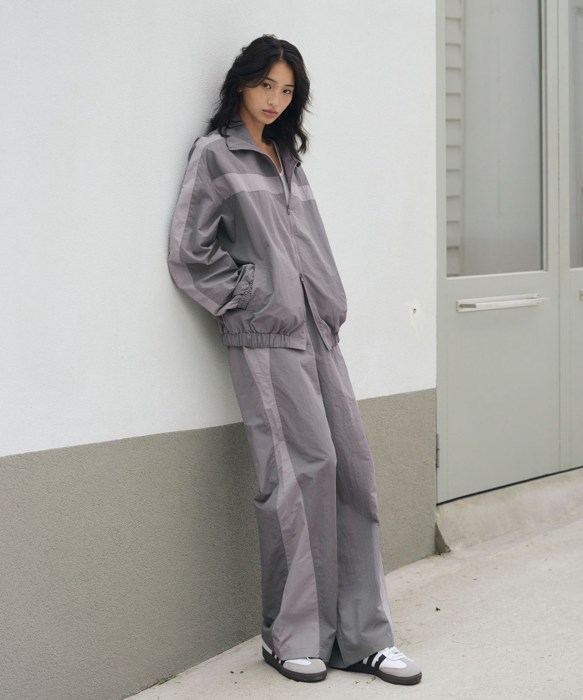 레더리(LEATHERY) 믹스드 셋업 나일론 자켓 [GREYISH]
