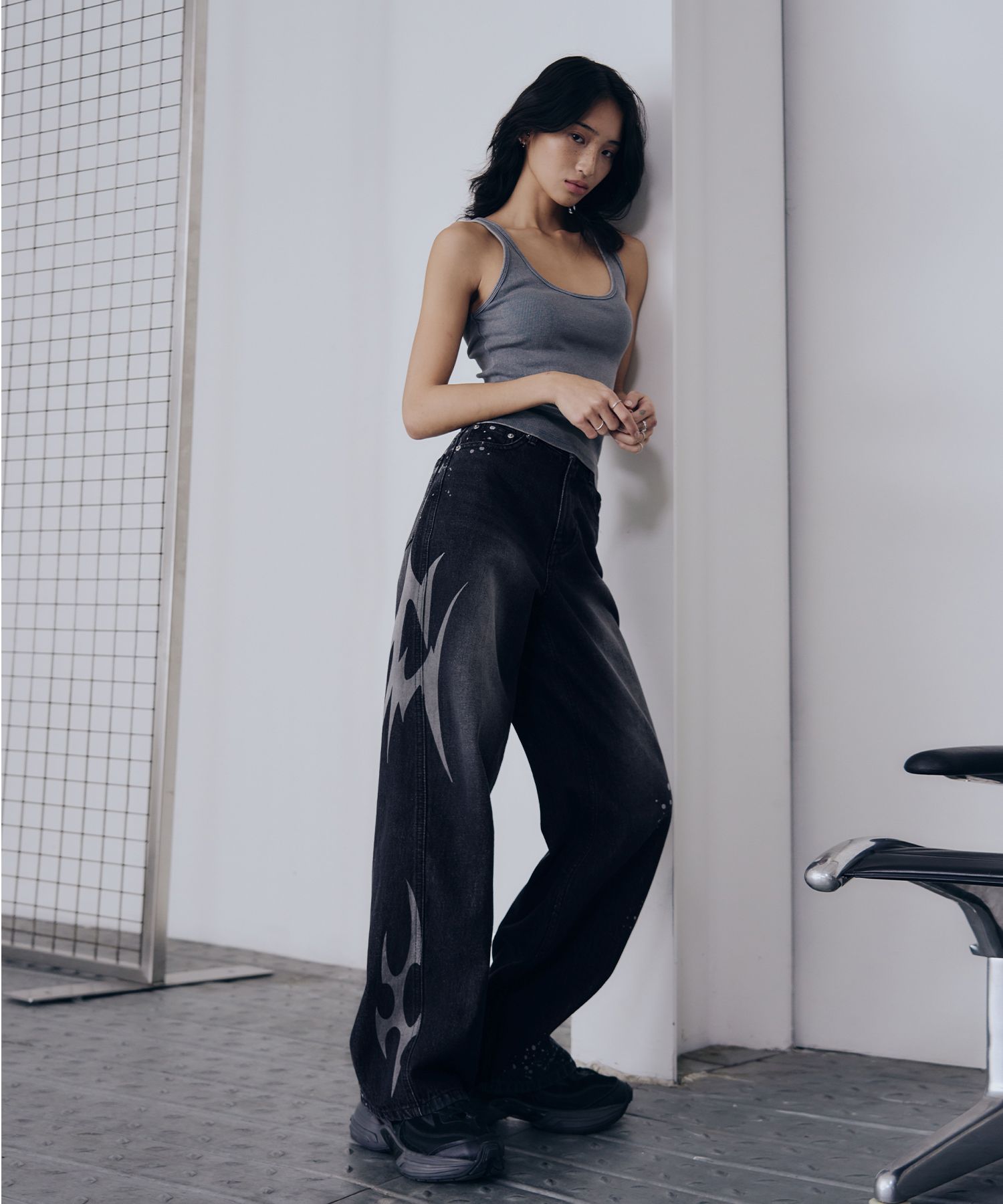 MUSINSA公式 | LEATHERY グラフィックプリントワイドデニムパンツ 