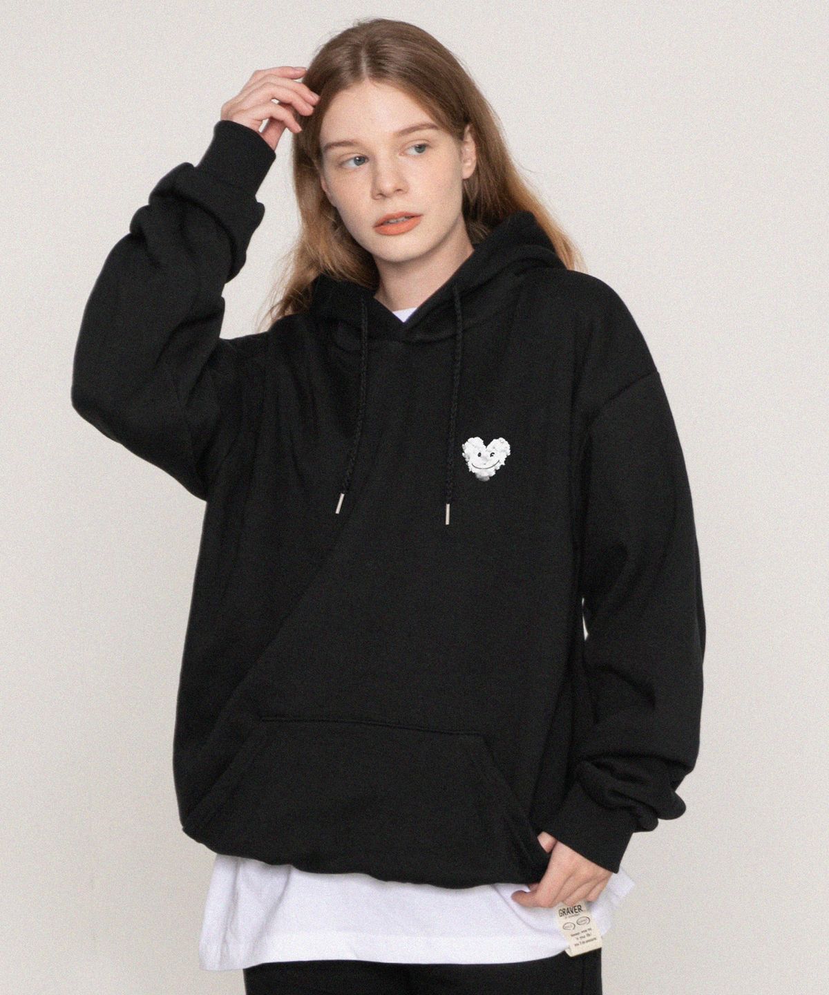 그레이버(GRAVER) [UNISEX]스몰 구름 하트스마일 후드티_블랙