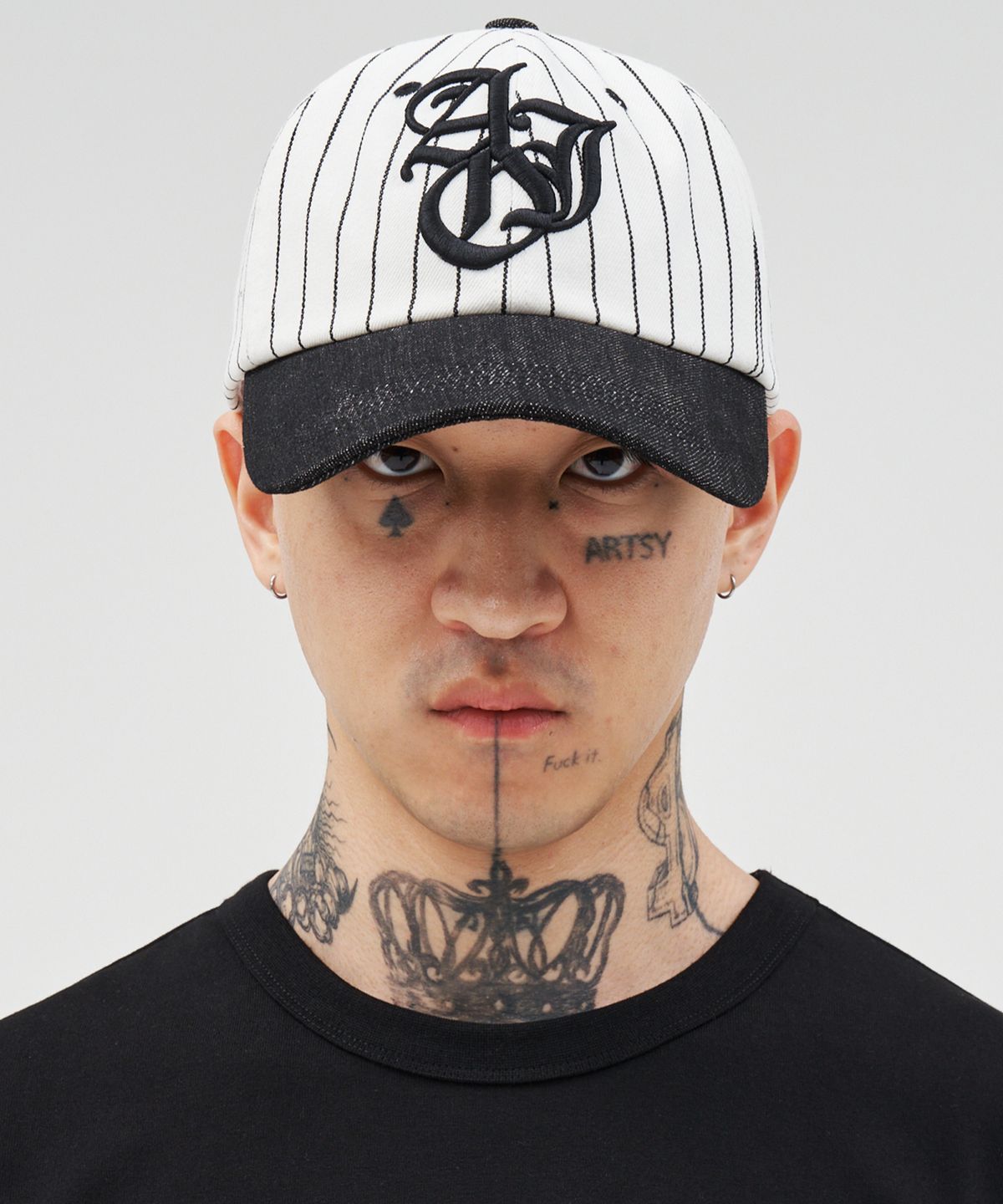 아조바이아조(AJOBYAJO) Sporty Logo Stripe Denim Cap [WHITE]