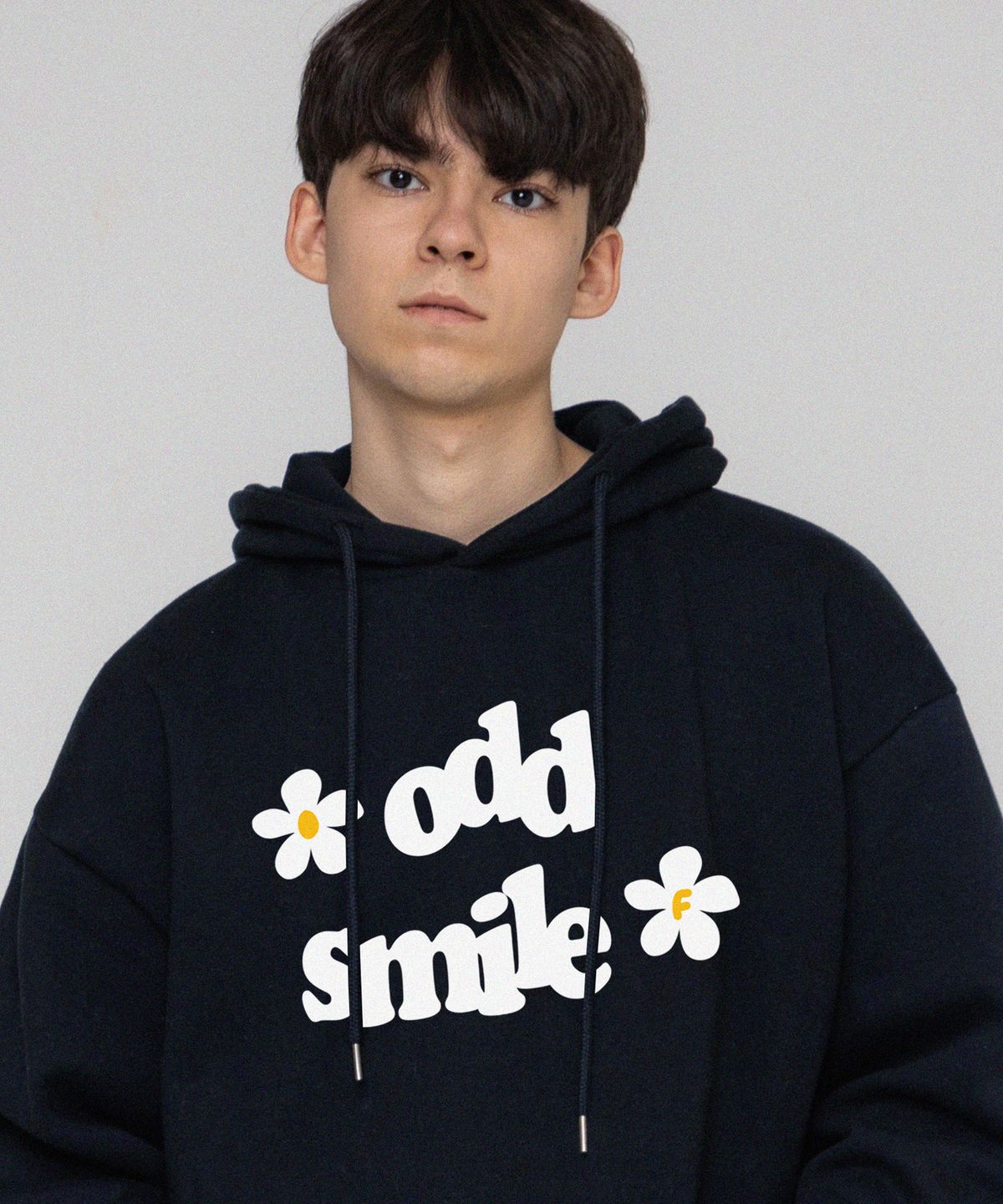 그레이버(GRAVER) [UNISEX]oddsmile로고 플라워 후드티_네이비