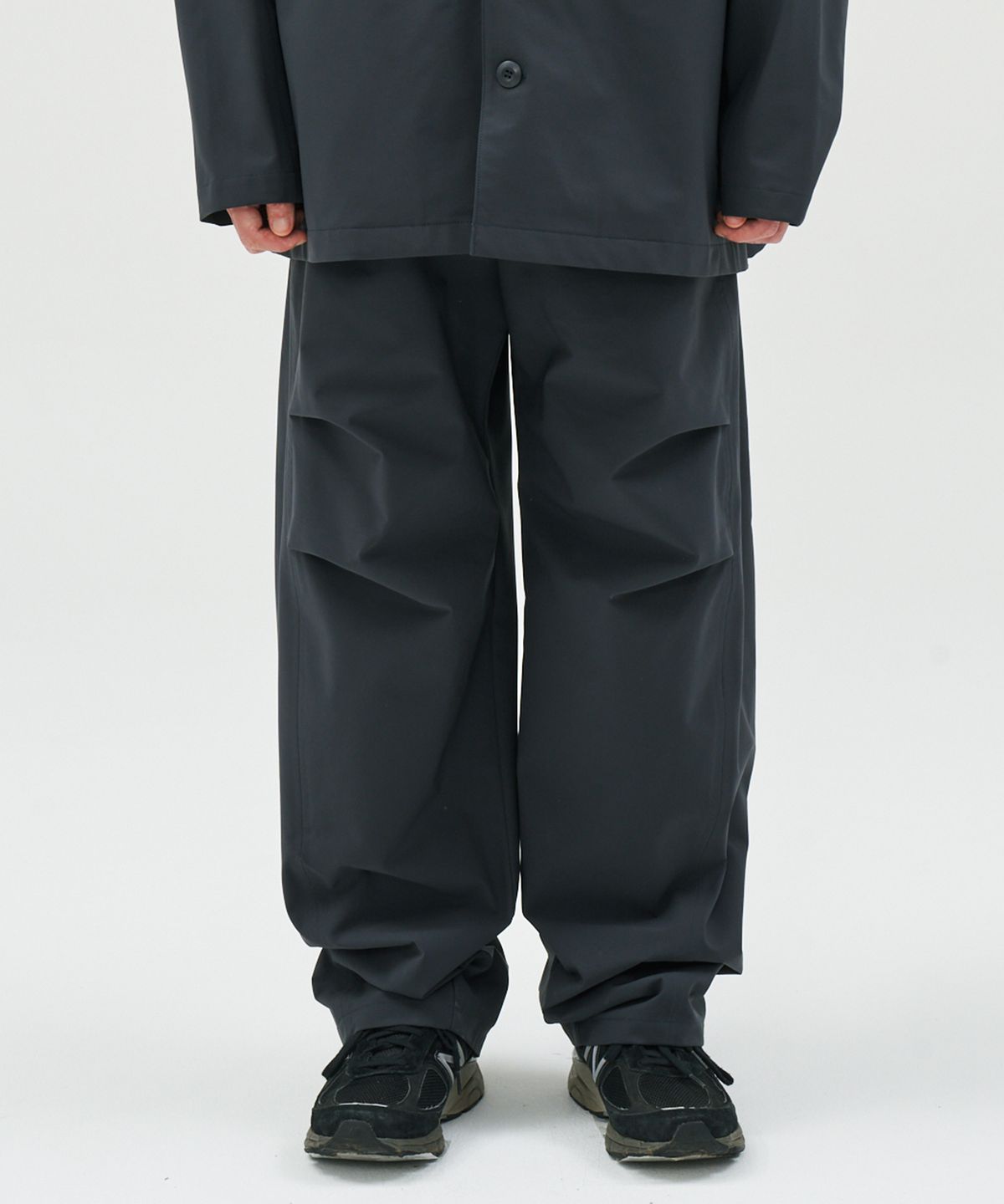 아조바이아조(AJOBYAJO) 3L Pants [CHARCOAL]