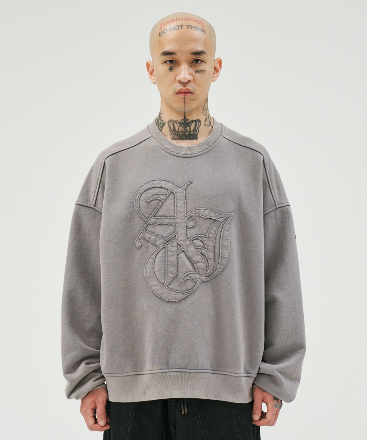 아조바이아조(AJOBYAJO) Sporty Logo Applique Washed Sweatshirt [GREY]