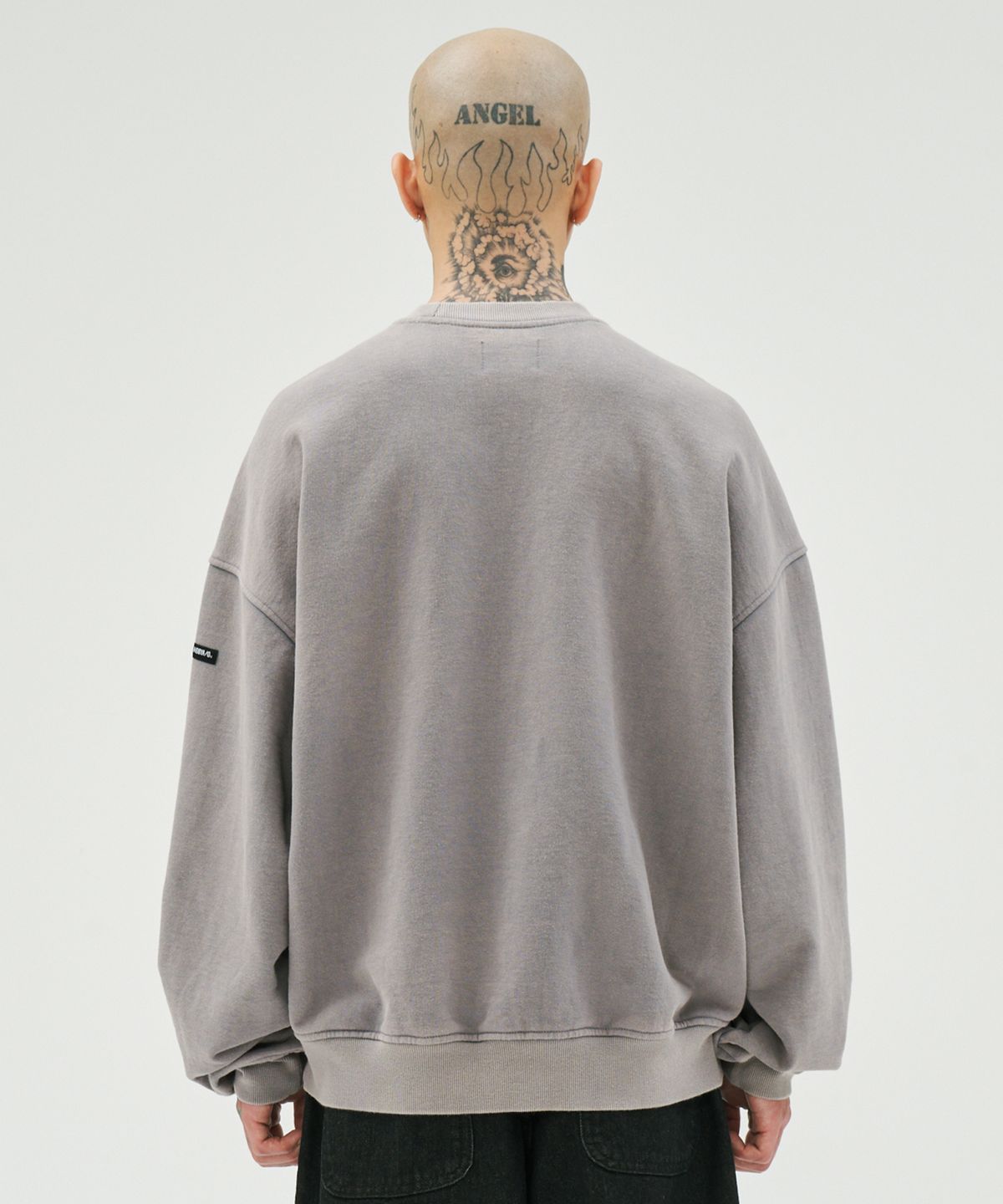 아조바이아조(AJOBYAJO) Sporty Logo Applique Washed Sweatshirt [GREY]