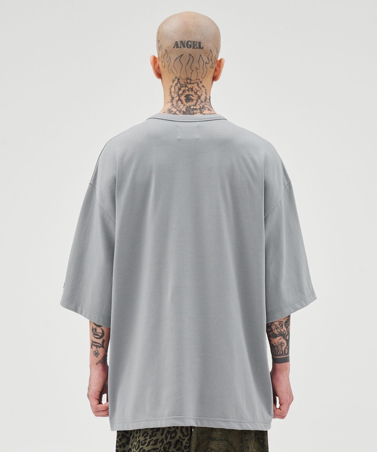 아조바이아조(AJOBYAJO) Shadow Boxing Applique T-Shirt [GREY]