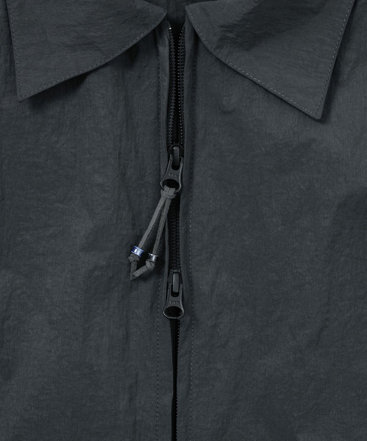 아조바이아조(AJOBYAJO) Nylon Cape Shirt [CHARCOAL]