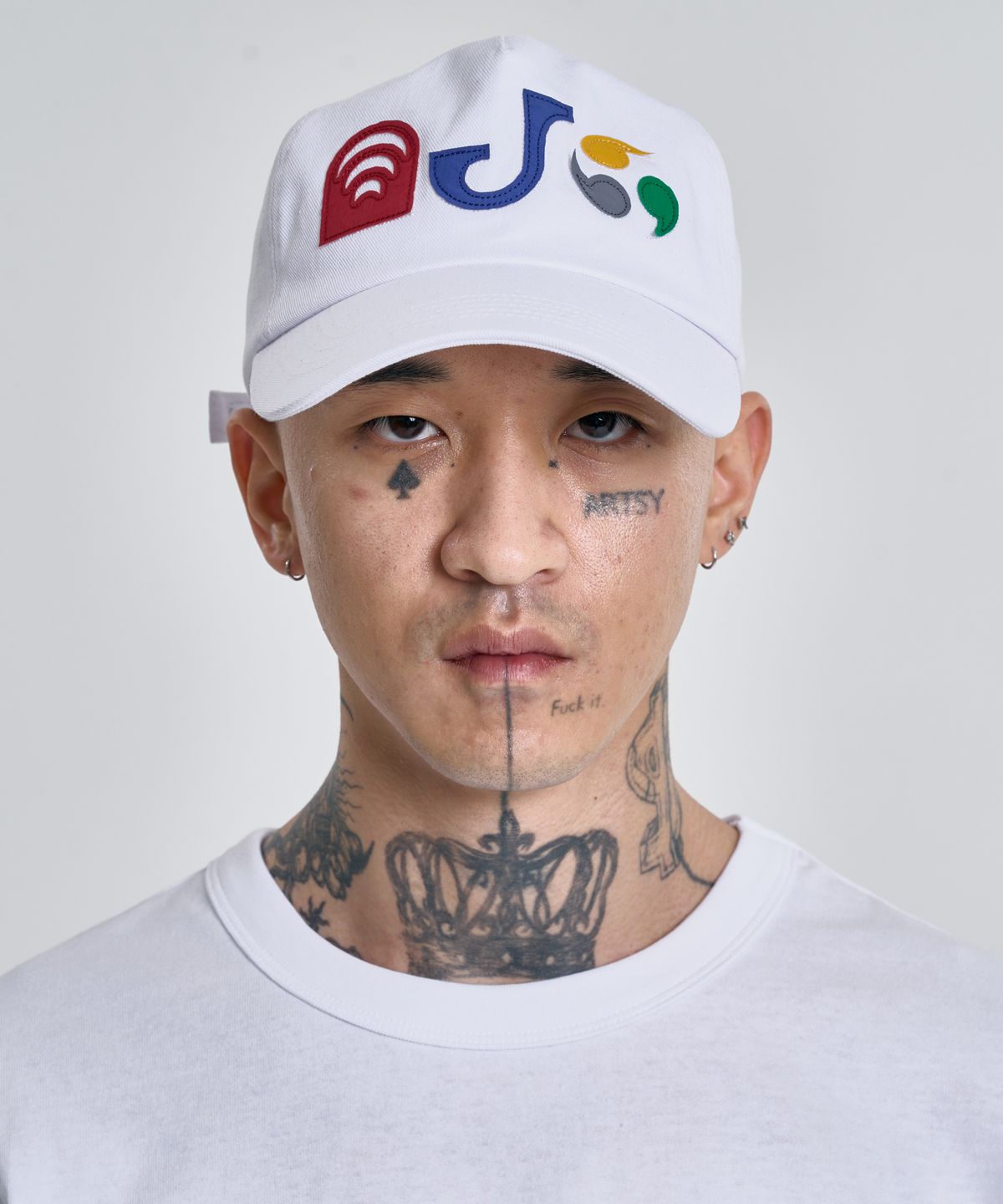 아조바이아조(AJOBYAJO) [PBA] AJO Pictogram Nylon Applique Cap [WHITE]