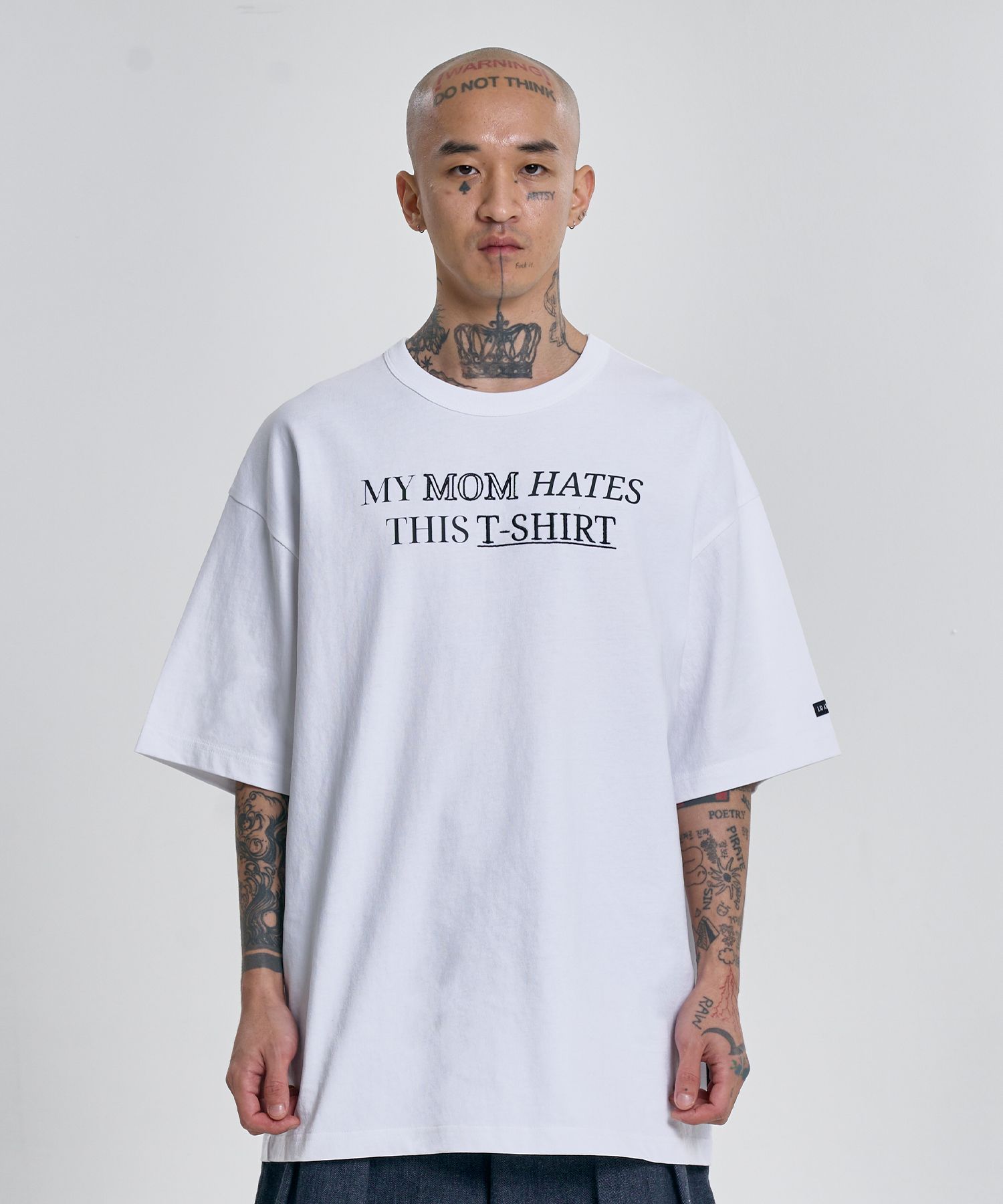 【AJO AJOBYAJO】24SS★ [PBA] My Mom Hates This T-Shirt AJO AJOBYAJO】24SS☆ [PBA] My Mom Hates This T-Shirt (AJO