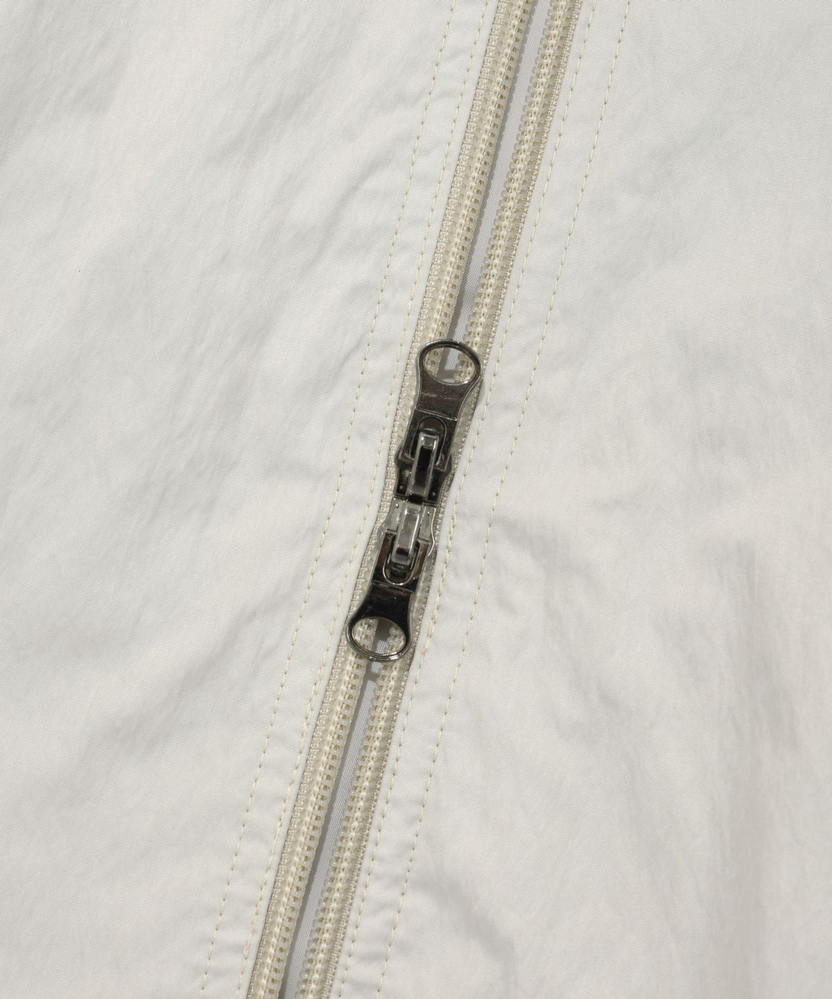 피지컬 디파트먼트(PHYSICAL DEPARTMENT) CURVE CROP WIND BREAKER IVORY