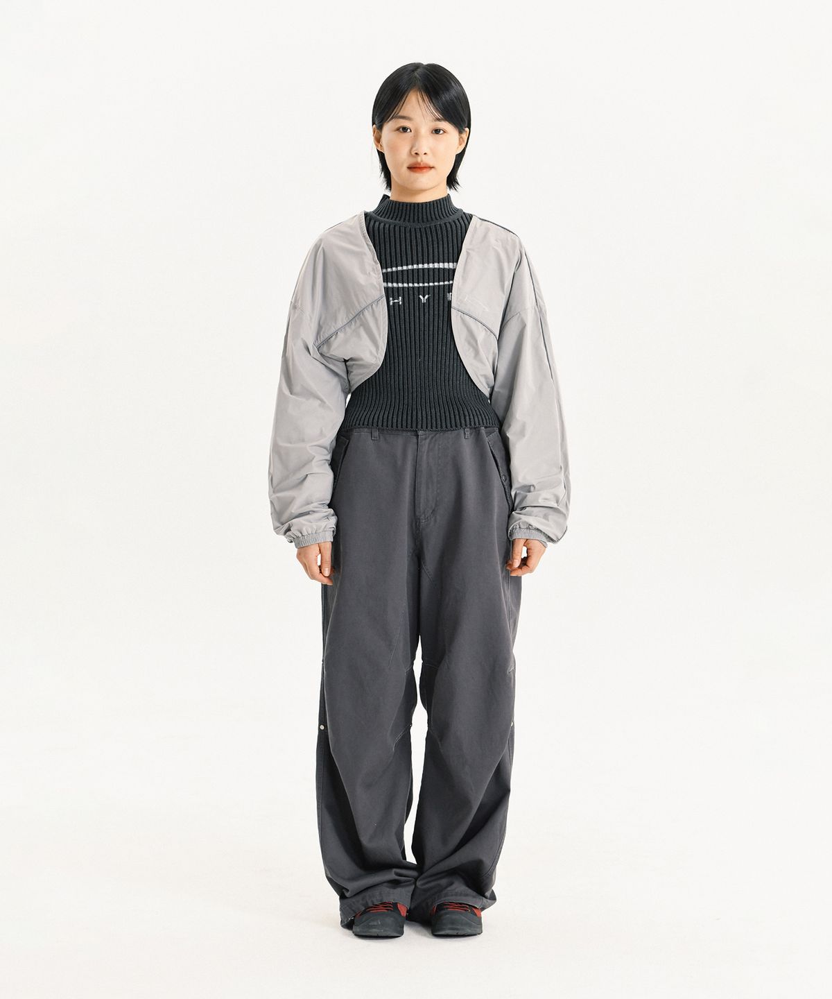 피지컬 디파트먼트(PHYSICAL DEPARTMENT) NYLON PIPNG CROP BOLERO BLACK