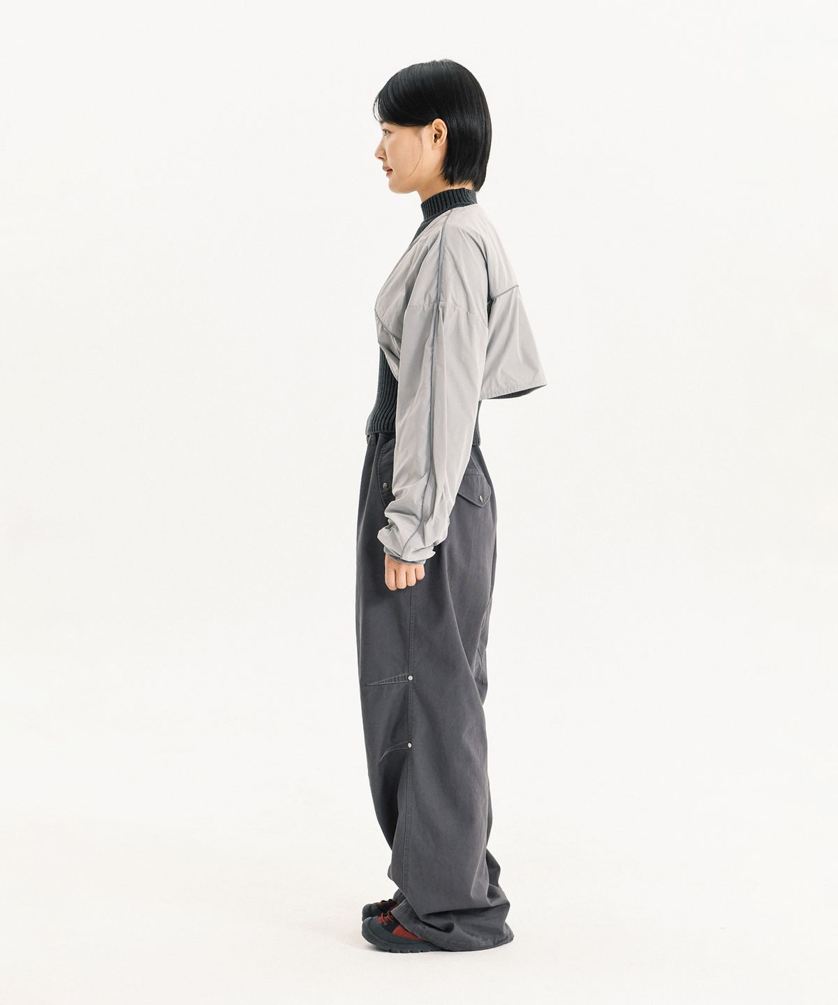 피지컬 디파트먼트(PHYSICAL DEPARTMENT) NYLON PIPNG CROP BOLERO BLACK