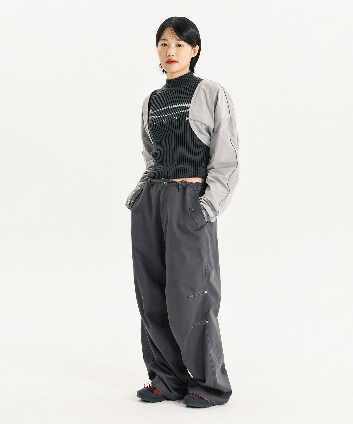 피지컬 디파트먼트(PHYSICAL DEPARTMENT) NYLON PIPNG CROP BOLERO BLACK