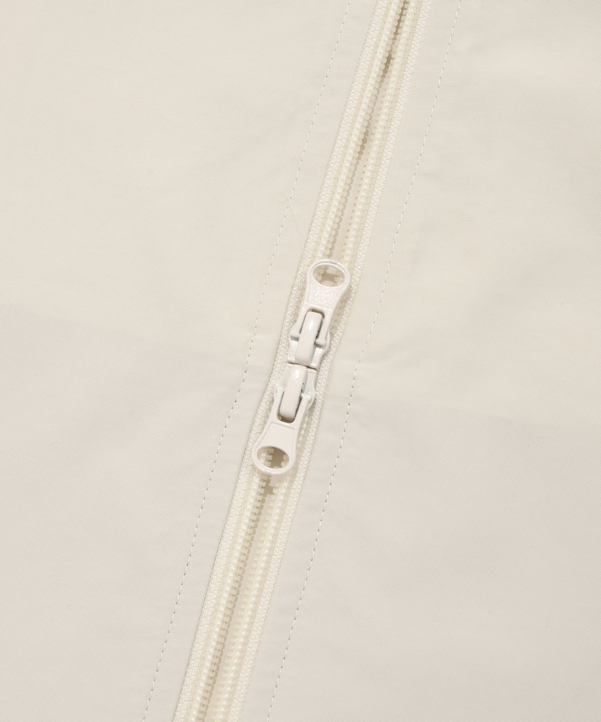 피지컬 디파트먼트(PHYSICAL DEPARTMENT) COLOR BLOCK MESH HOODIE TRACK JACKET IVORY