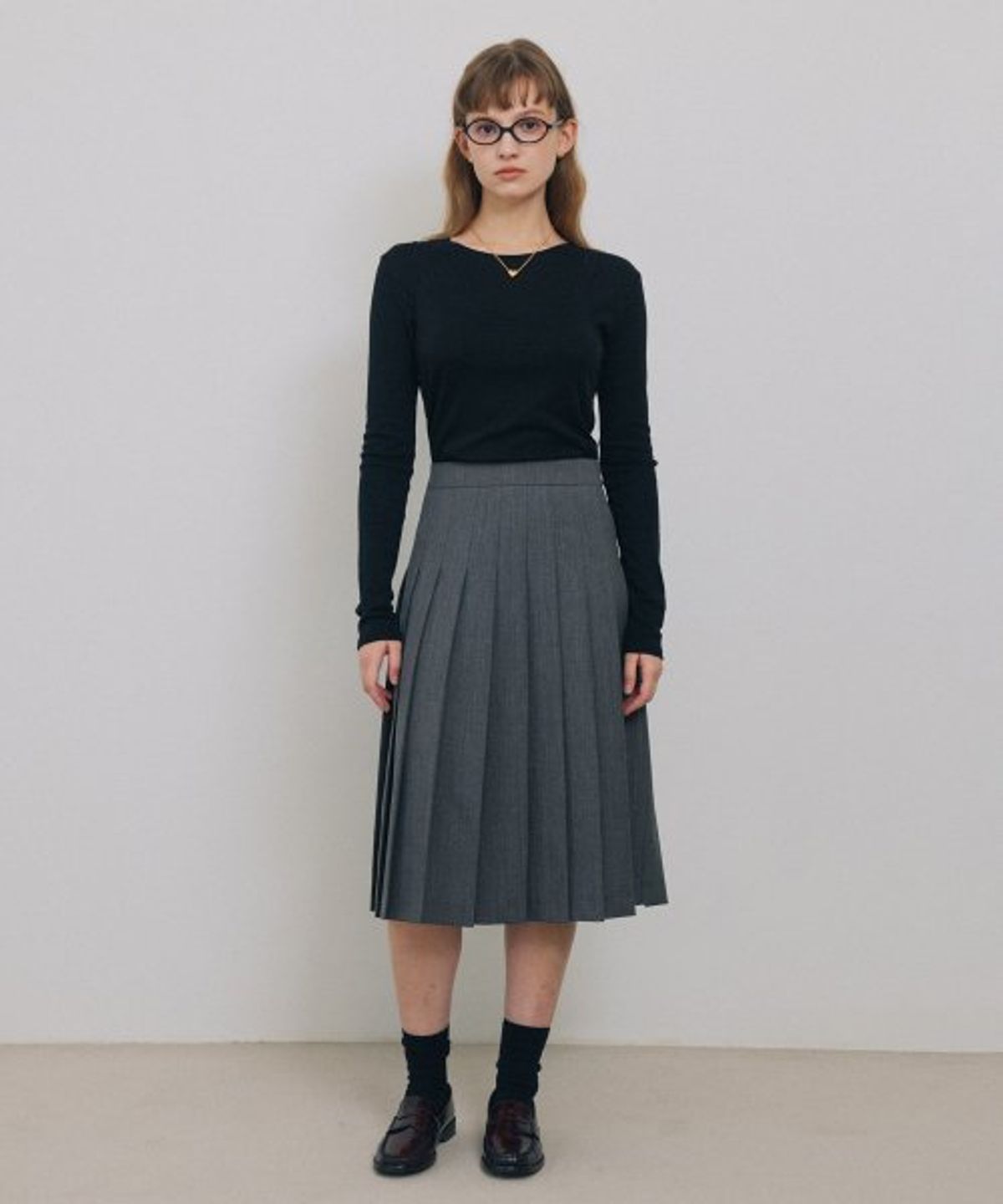 튜드먼트(TTUDEMENT) PLEATED MIDI SKIRT GREY