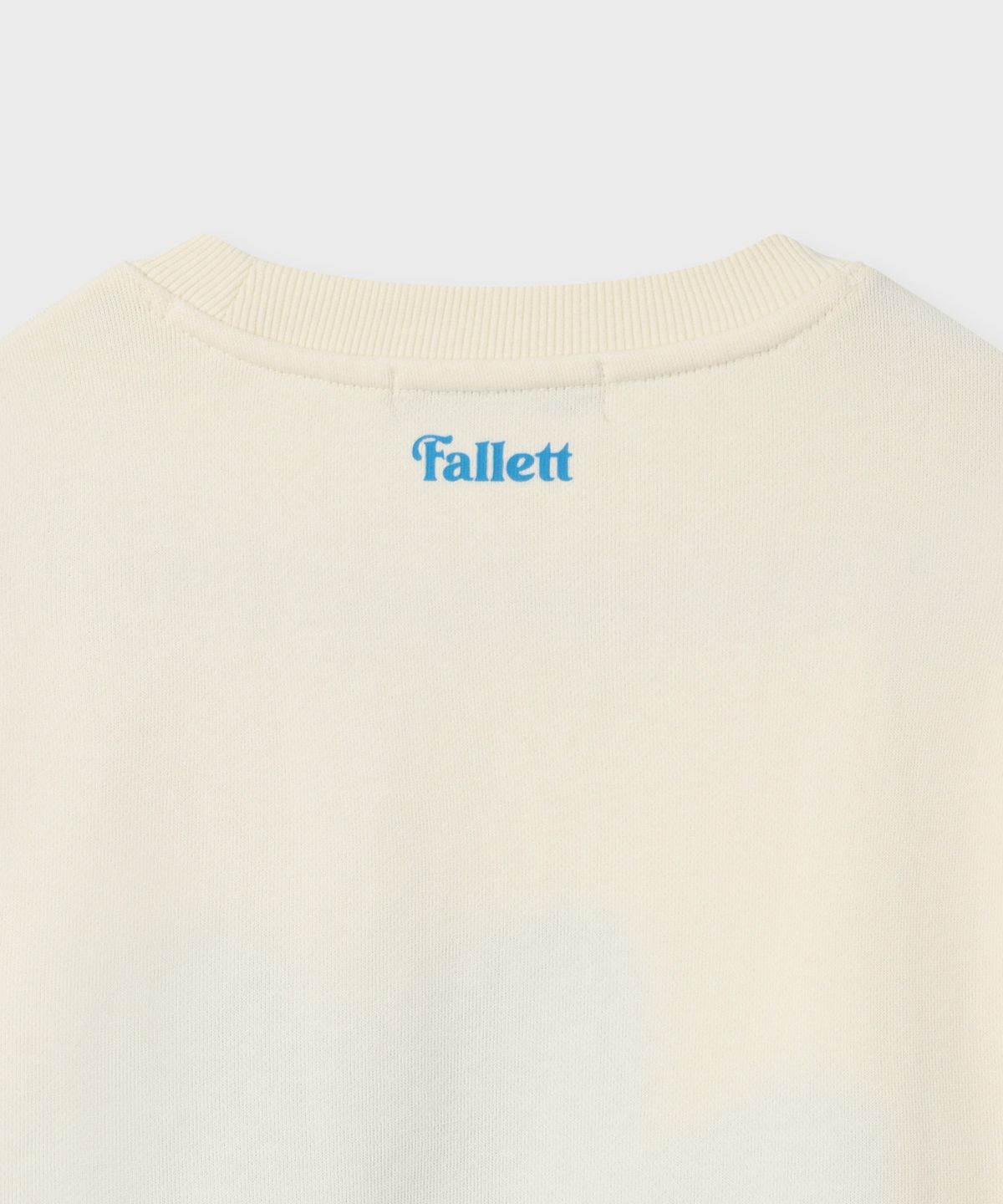 팔렛(FALLETT) 부클 플라워 맨투맨 아이보리