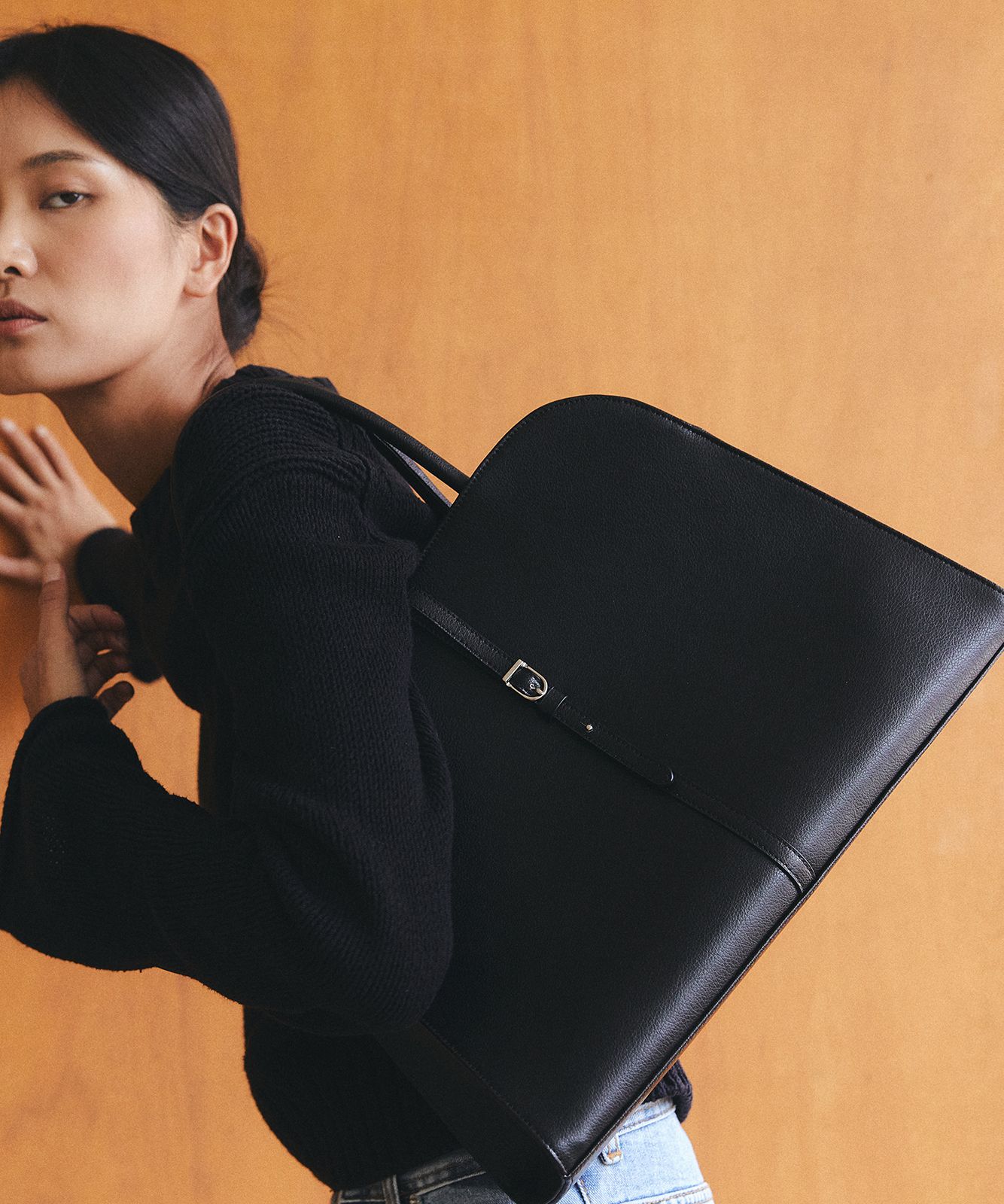 【MONOROW♥] LINE BACK BLACK Designer fashion, Seoul-fully created | W Concept