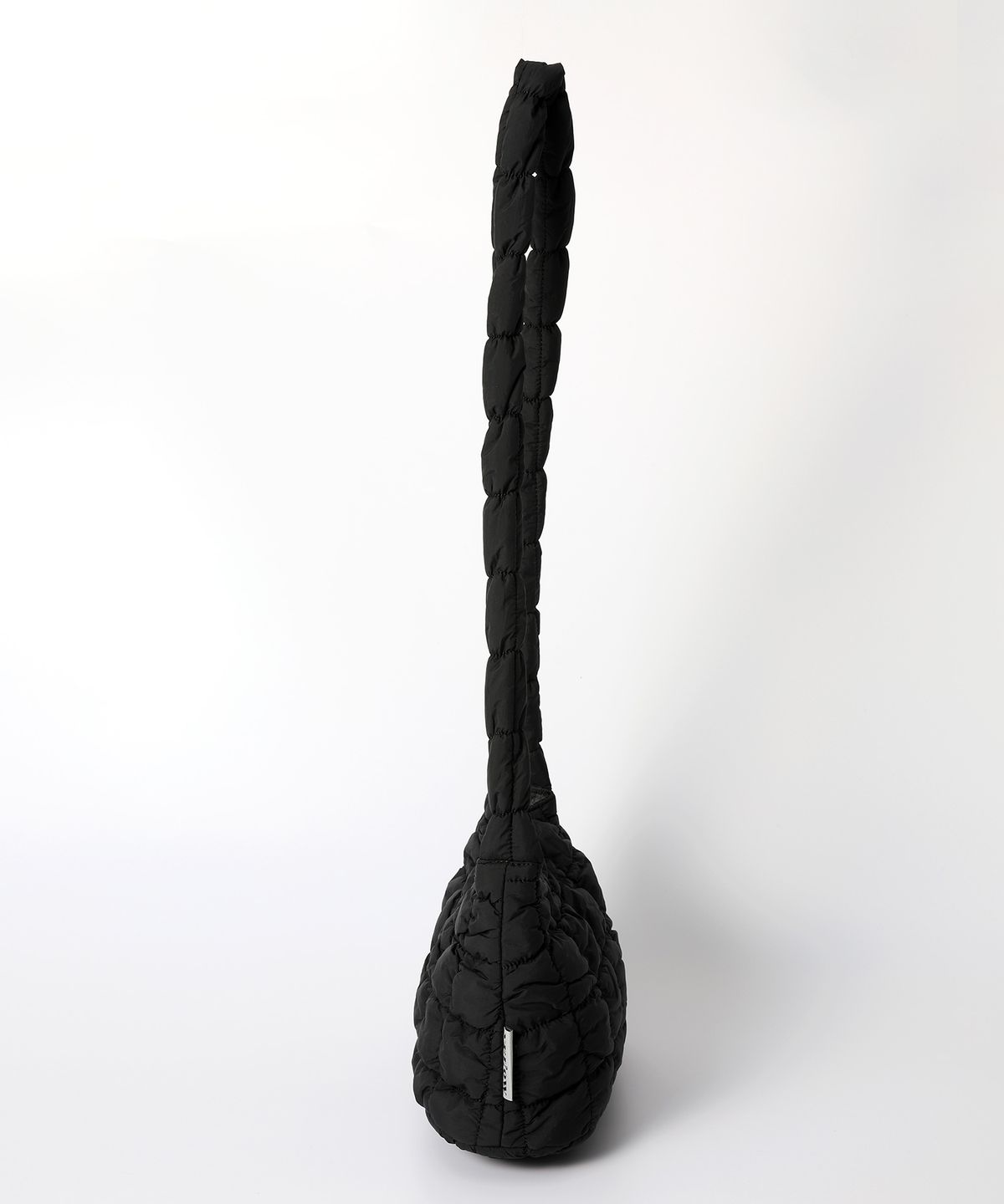 옐로우스톤(YELLOWSTONE) Vienna cloud bag - Black