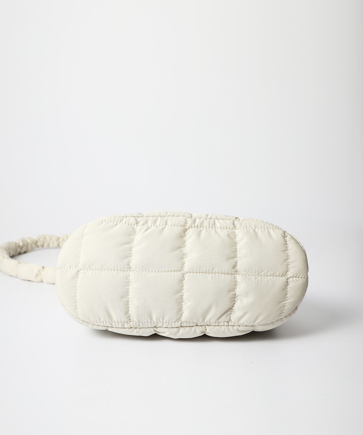 옐로우스톤(YELLOWSTONE) Vienna cloud bag - Beige